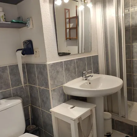 Le Lavandou, 1 Piece, 4 Personnes - Fr-1-677-36 Le Lavandou